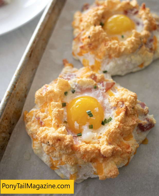 LOW-CARB KETO HAM AND CHEESE CLOUD EGGS RECIPE